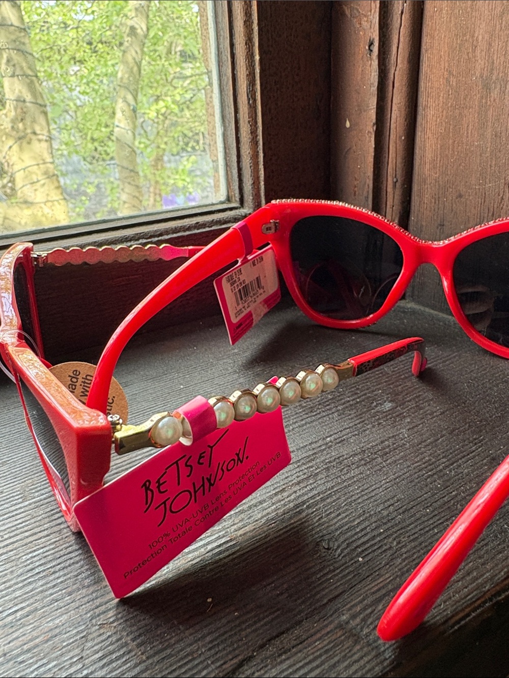 Betsey Johnson Red Cat Eye with Pearl and Red Rhinestone Sunglasses 2 Pair - Picture 4 of 8